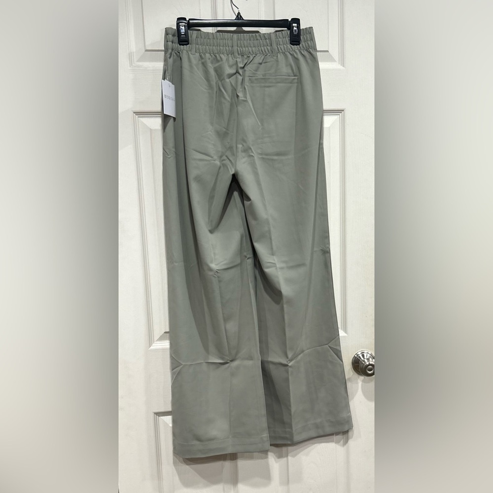 Beyond Yoga Women's Large Status Wide Leg Trouser Grey Sage Green NWT - Picture 6 of 8